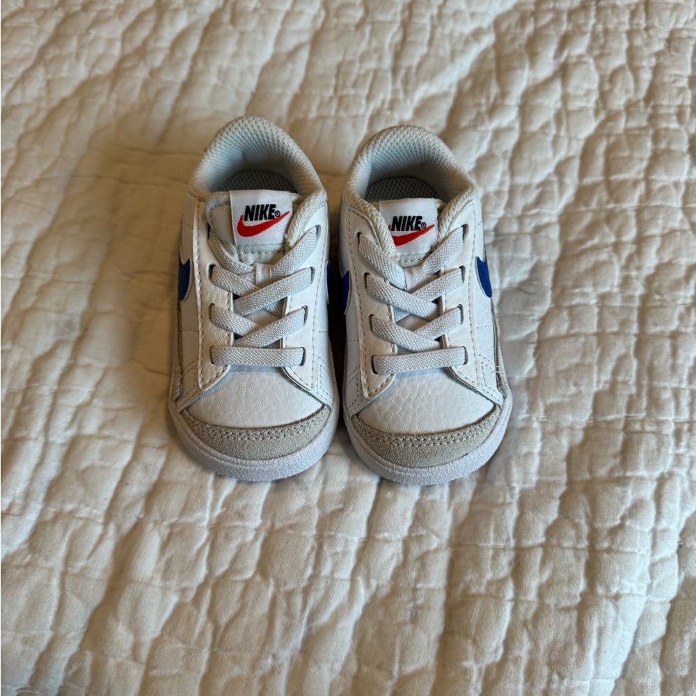 Nike Blazer Low White Hyper Royal DA4076-104